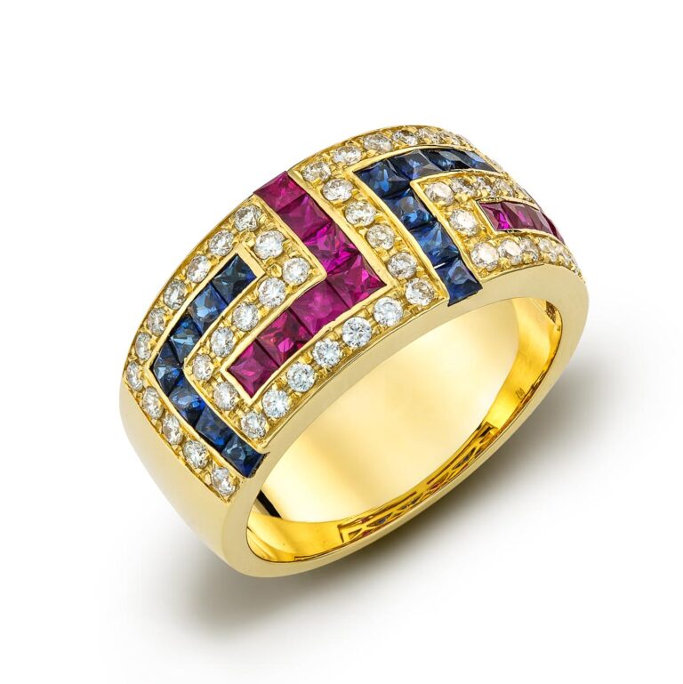 φωτογράφιση κοσμημάτων σε λευκό φόντο τιμές